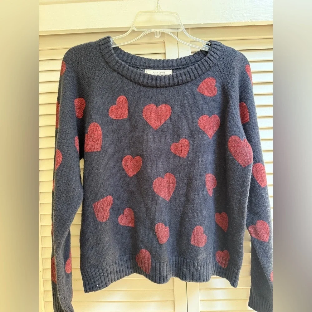 Adam Levine Collection Heart Sweater - Navy and Red Junior Sz L